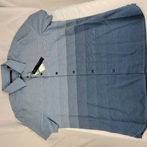 Perry Ellis Men's NWT  Button Up Short Sleeve size LG